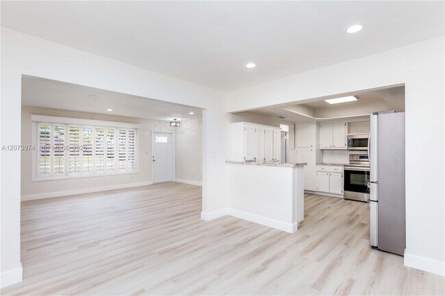 1900 NW 82nd Terrace