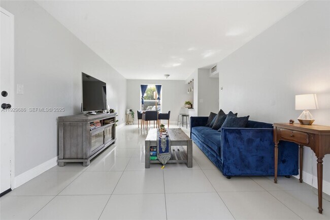 Photo - 2160 SW 16th Ave Unit 120