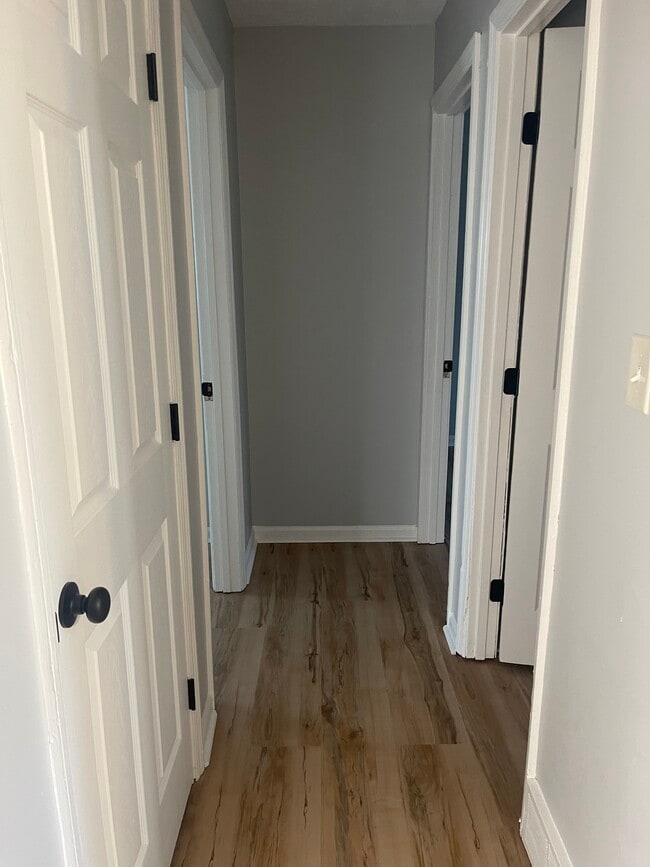 Photo - 16 Hughes Ave