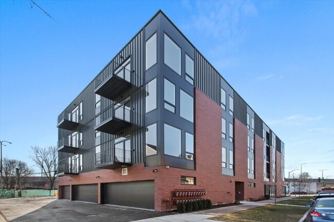 Photo - 3953 W Dakin St Condo Unit 206