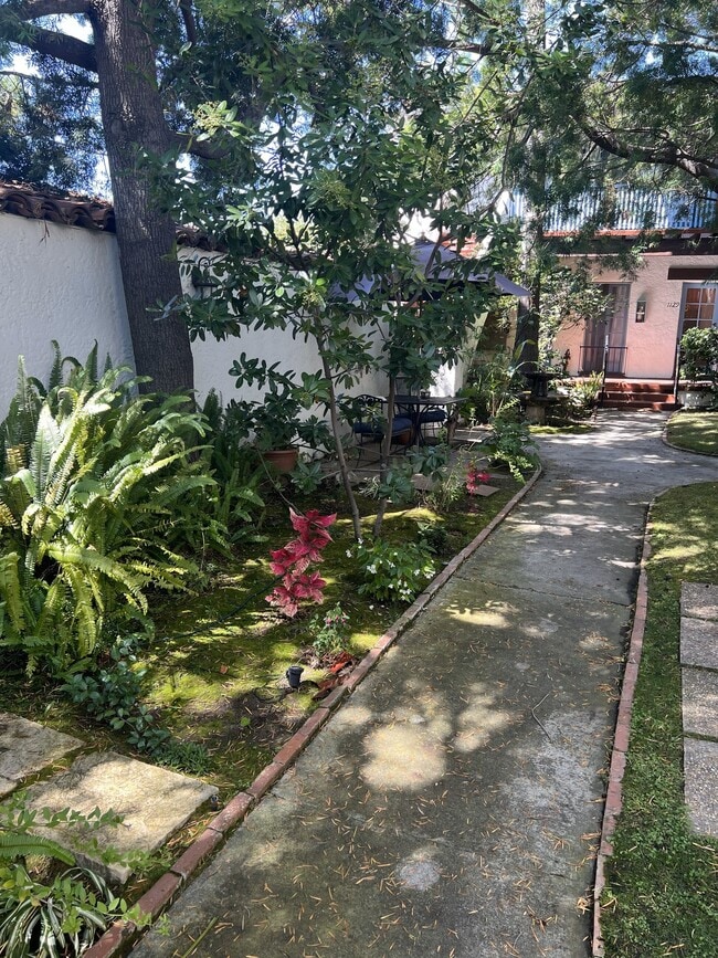 Photo - 1109 Masselin Ave Unidad 1115