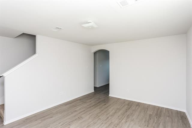 Photo - 1505 Timothy St