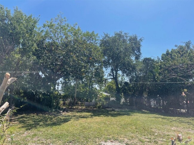 Photo - 720 NW 134th St