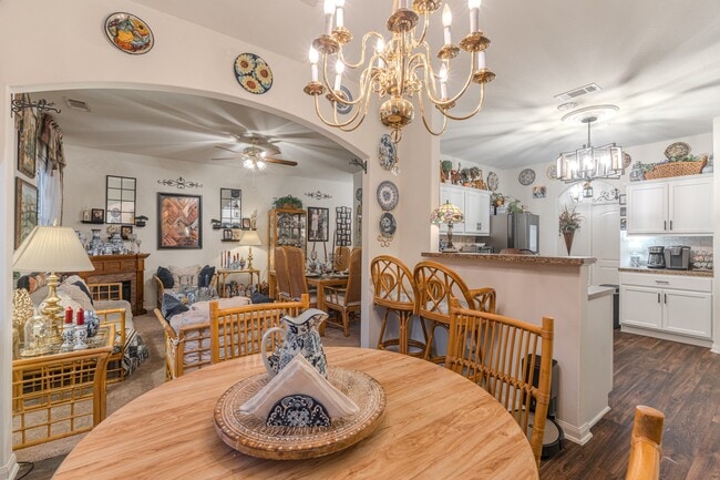 Photo - 2054 Sweet Lilac Dr