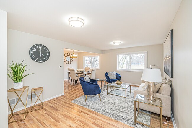 432 Skokie Blvd