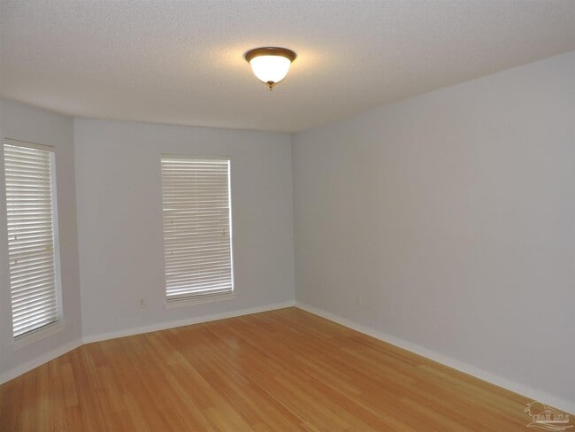 Photo - 10931 Country Ostrich Dr