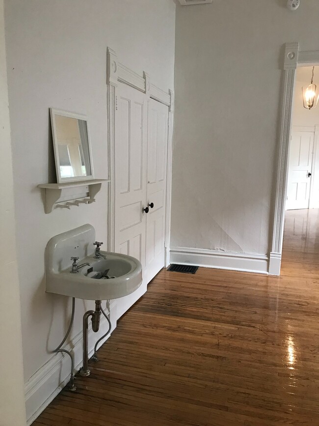 Photo - Four Todd Boys LLC Unidad 1