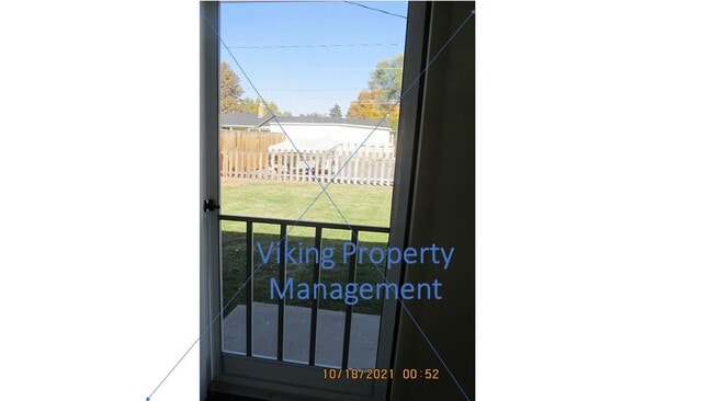 Photo - 555 SE 2nd St