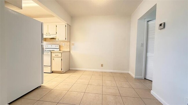 Photo - 400 SE 3rd Ave Unit 206