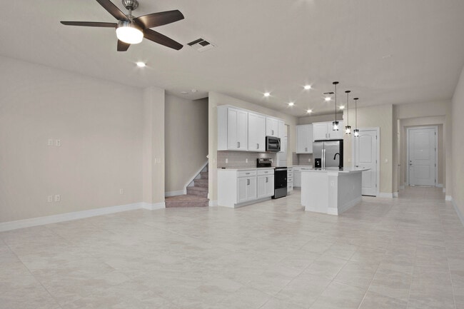 Photo - 4837 Chantilly Rd