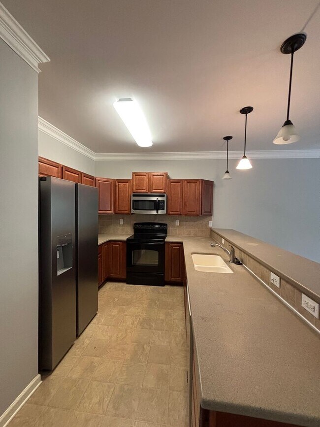 402 Beaumont Cir