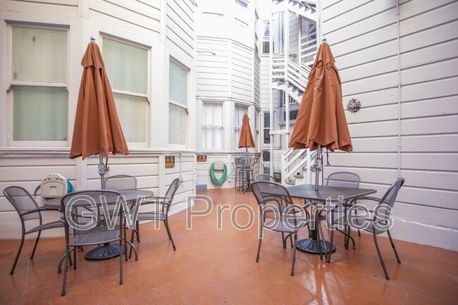 Photo - 412 Hayes St