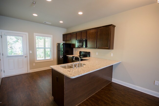 Photo - 232 Epps Bridge Rd