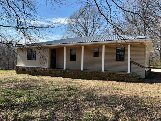 Building Photo - Country Living at it's best Rental