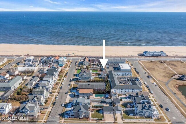 Photo - 101 4th Ave