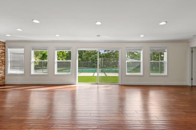 Photo - 1824 Black Mountain Rd