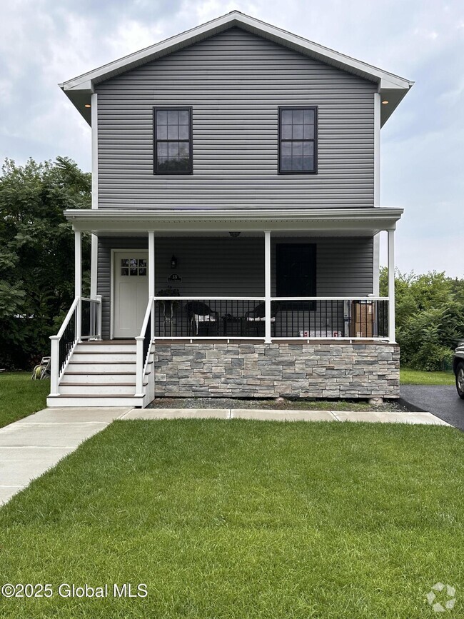 Building Photo - 13 Canal St Unit 1 Rental