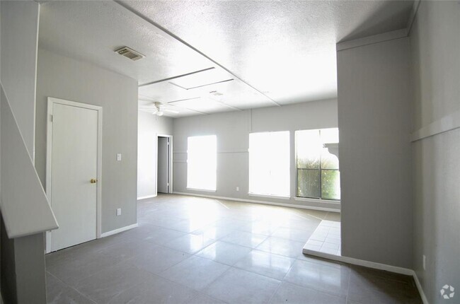 Building Photo - 11043 Albury Dr Rental