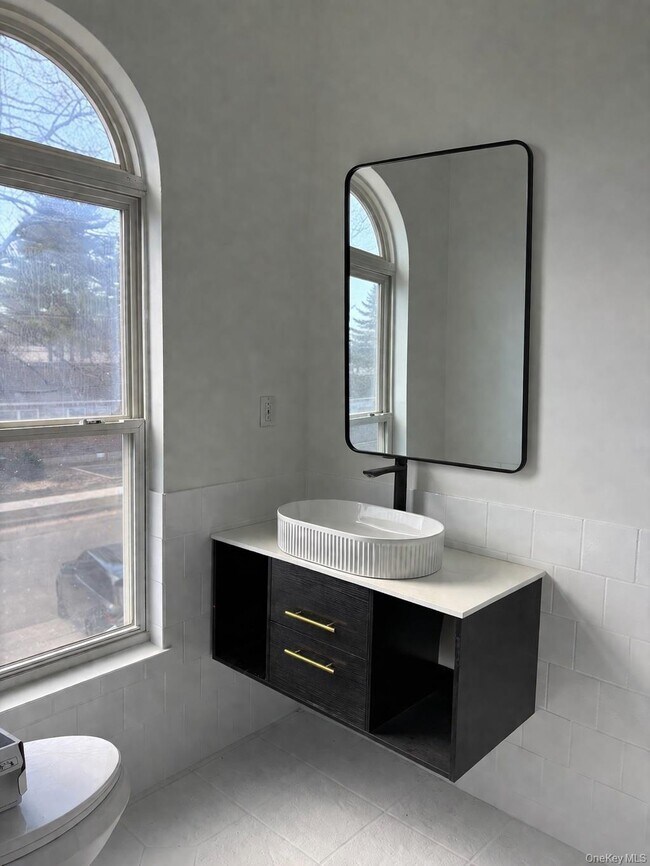 Photo - 146 Jefferson Ave Unit B