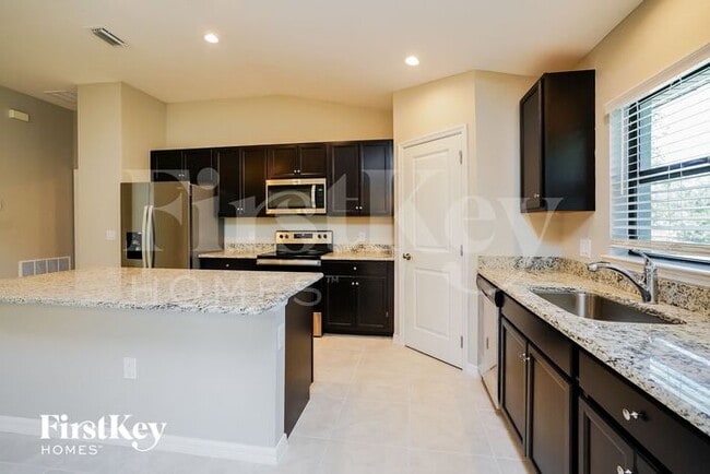 Photo - 2916 45th St W