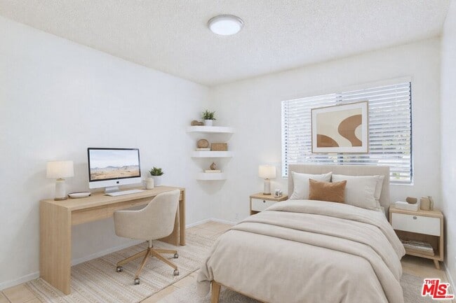 Photo - 236 S Ave 55 Unidad F