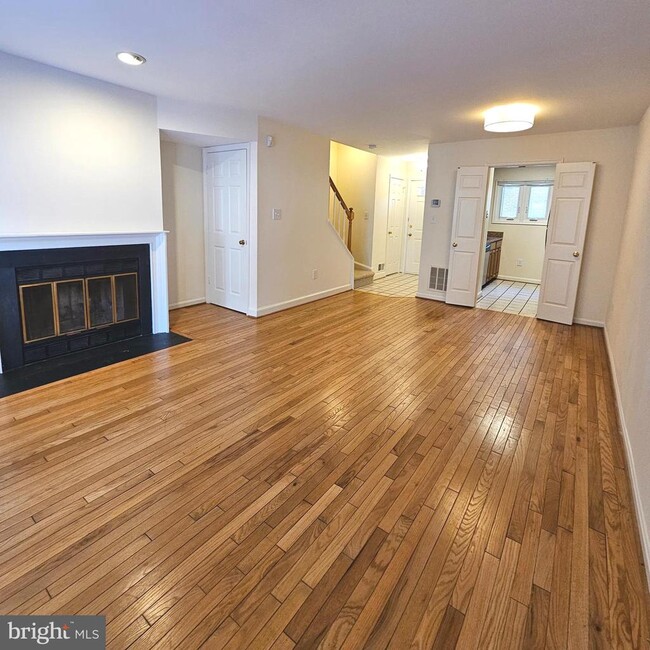 Photo - 1119 N Stuart St