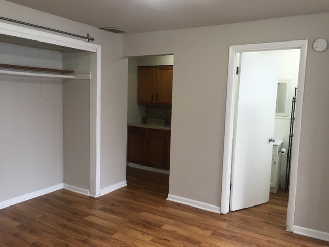 Photo - 100 Vana Dr Unit STUDIO