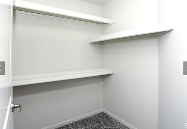 Photo - Mid-Town Park, LLC Unit 04-51355 B