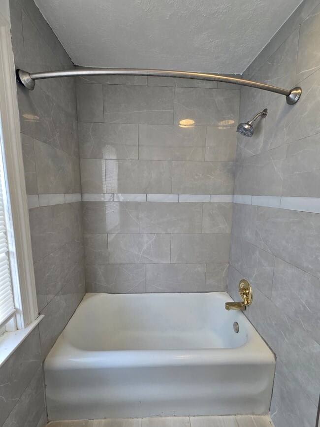 Photo - 2532 Glen Terrace