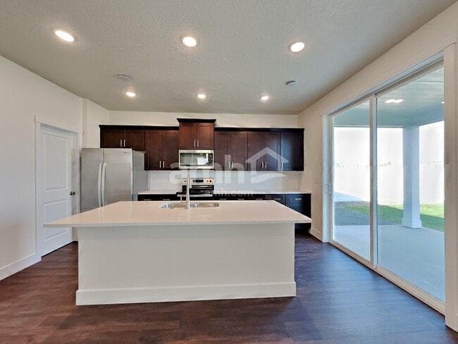 Photo - 3087 N Vigo Ave