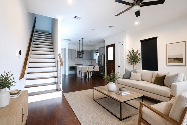Photo - 3404 Rogers St