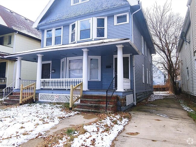 Building Photo - 2 br, 1 bath Triplex - 1414 East 110th Str... Rental