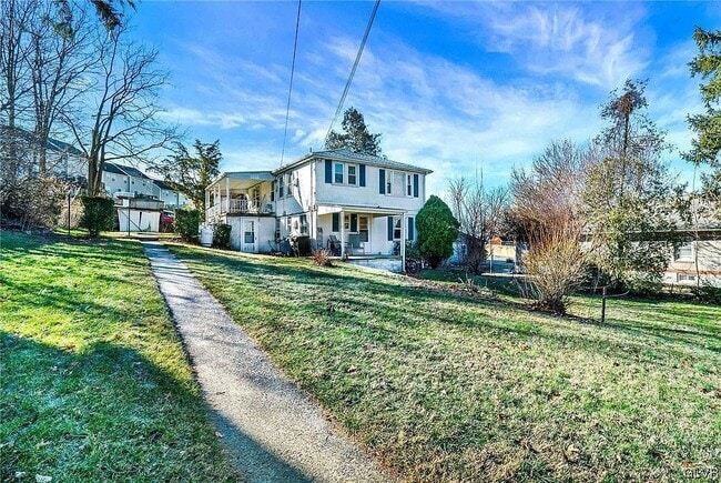 Photo - 1406 Beaumont Ave Unit 1