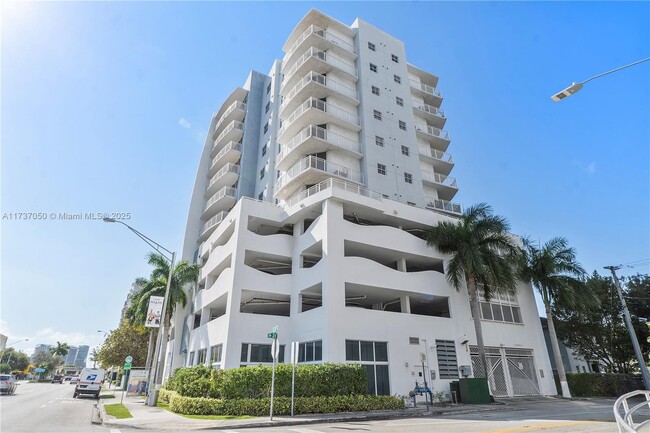 Photo - 2600 SW 27th Ave Condo Unit PH07