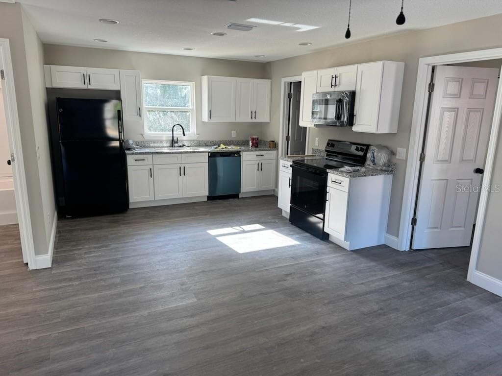 Photo - 603 Moose Club Rd