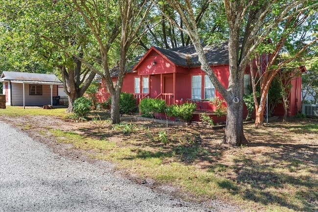 Photo - 259 Hiland Ln