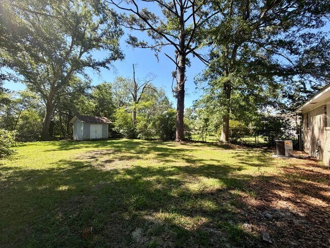 Photo - 3 Bed/1 Bath Home