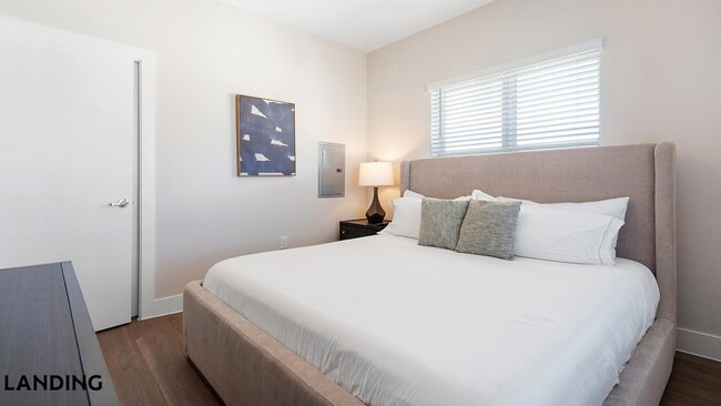 Photo - 3501 N Austin St Unit 3301