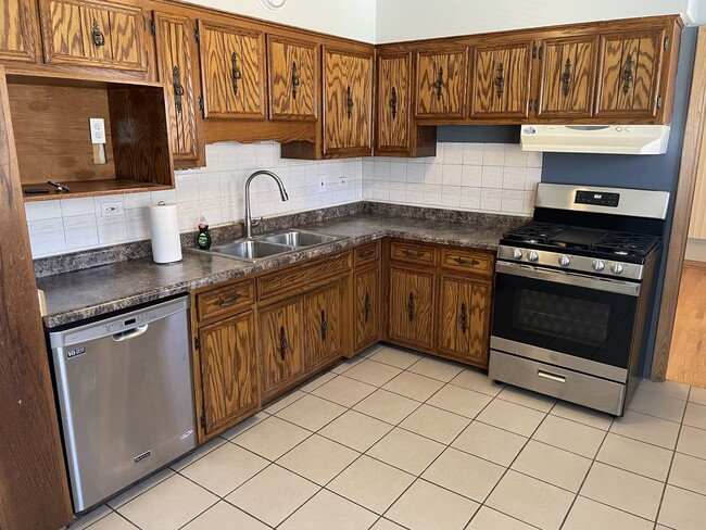 Photo - 10335 Laporte Ave