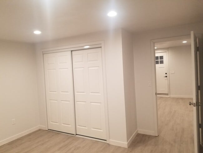 4964 W Ticoa Ln