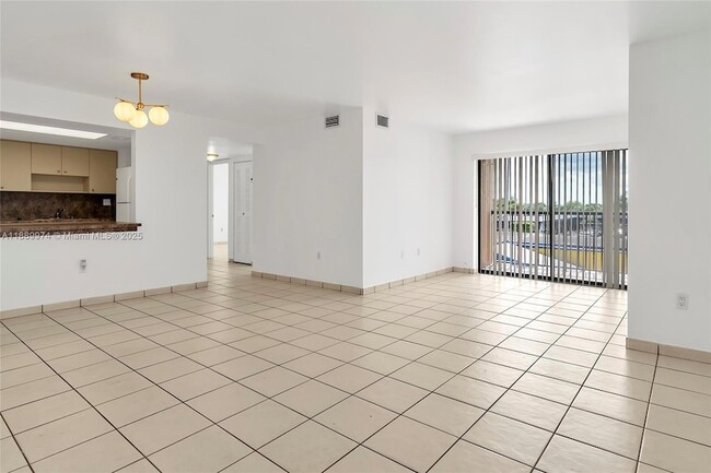 Photo - 3945 SW 89th Ave Unit 201