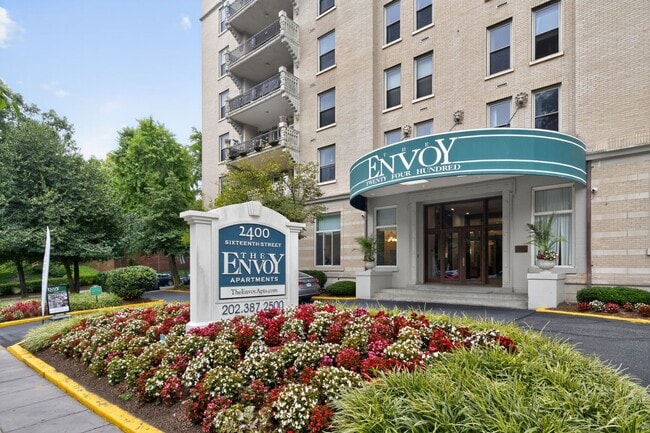 Building Photo - The Envoy Rental