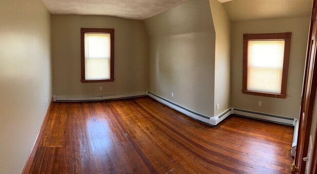 Photo - 24 Orchard Ave Unit upstairs orchard ave