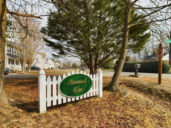 Photo - 816 Francis Rd