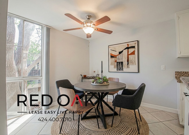 Photo - 15101 Magnolia Blvd Unit E12