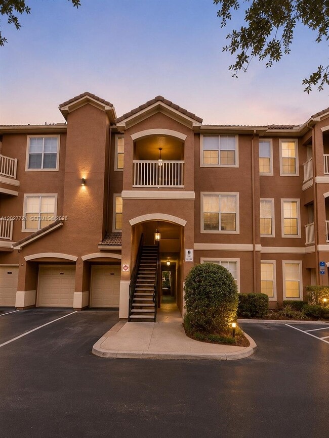 Building Photo - 8836 Villa View Cir Unit 306