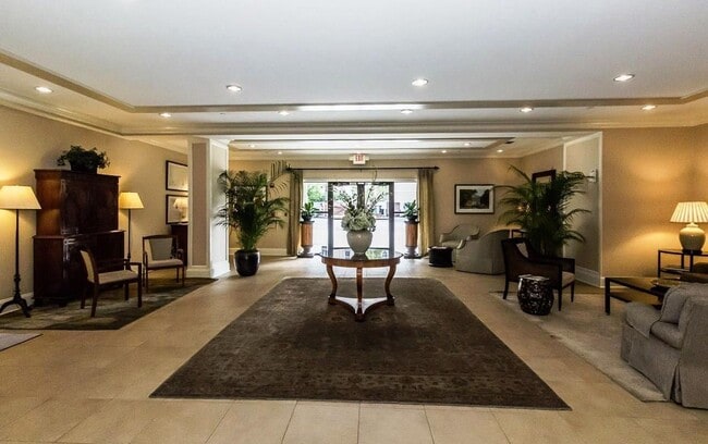 Photo - USC Campus/Downtown- Fully Furnished Unit 107