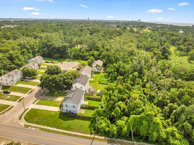 Photo - 1997 Todd Cove