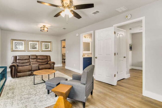 Charming 3-Bedroom, 2-Bath Home Near Downtown Pensacola
