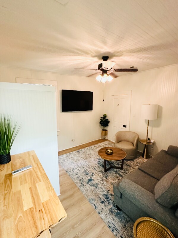 Photo - 311 Chatham St Unit 2